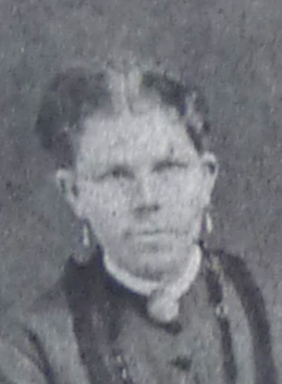 raringaringmuseum_andersdotterjohannaaugusta_1852-1937_483_red_p.jpg