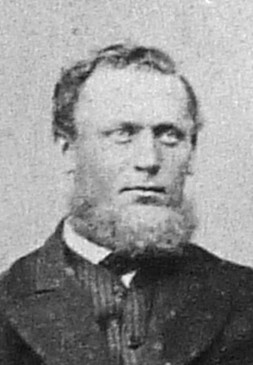 raringaringmuseum_backenilsnilsson_1840-1926_35_red_p.jpg