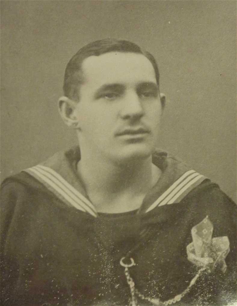 raringaringmuseum_brucehenning1894-1965.jpg