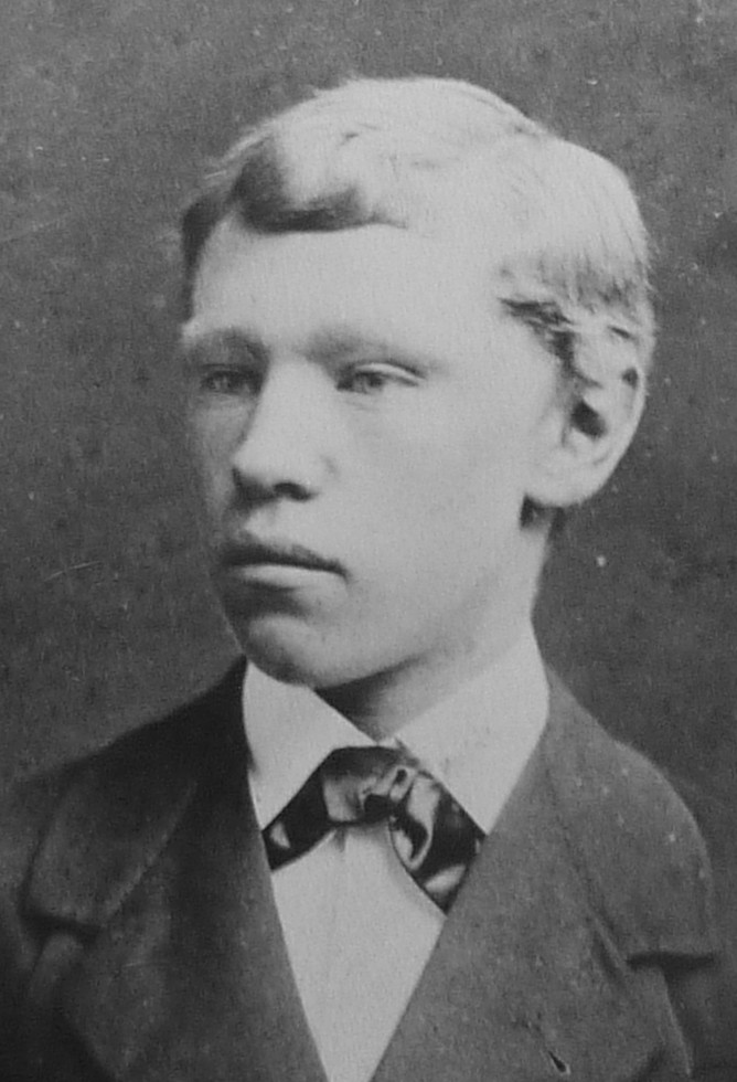raringaringmuseum_goumlranssonlarsjohan_1865_308_red_p.jpg