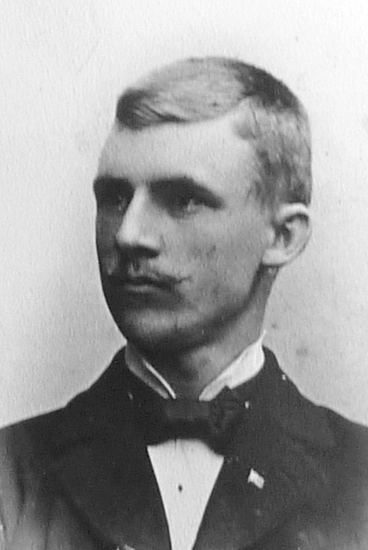 raringaringmuseum_hanssonkarllorens_1880_342_red_p.jpg