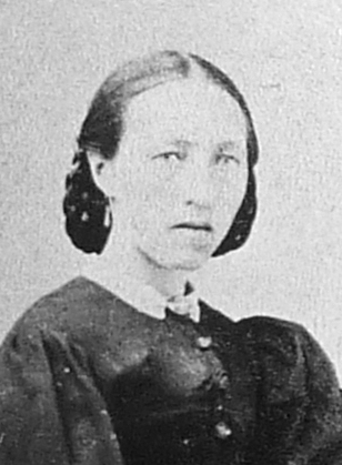 raringaringmuseum_joumlnsdotterbengtacecilia_1847-1902_52_red_p.jpg