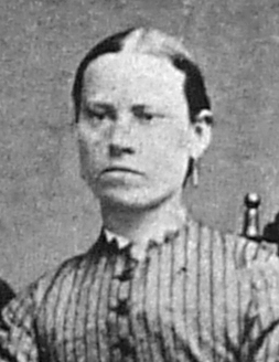 raringaringmuseum_joumlnsdotterkristina_1843-1920_226_red_p.jpg