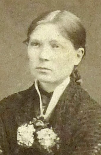 raringaringmuseum_moumlllerbotilda_1857-1919_fg_red_p.jpg