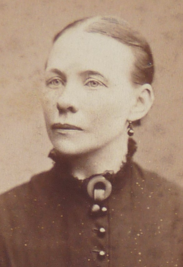 raringaringmuseum_paringlssonbengta_1849-1917_red_p.jpg