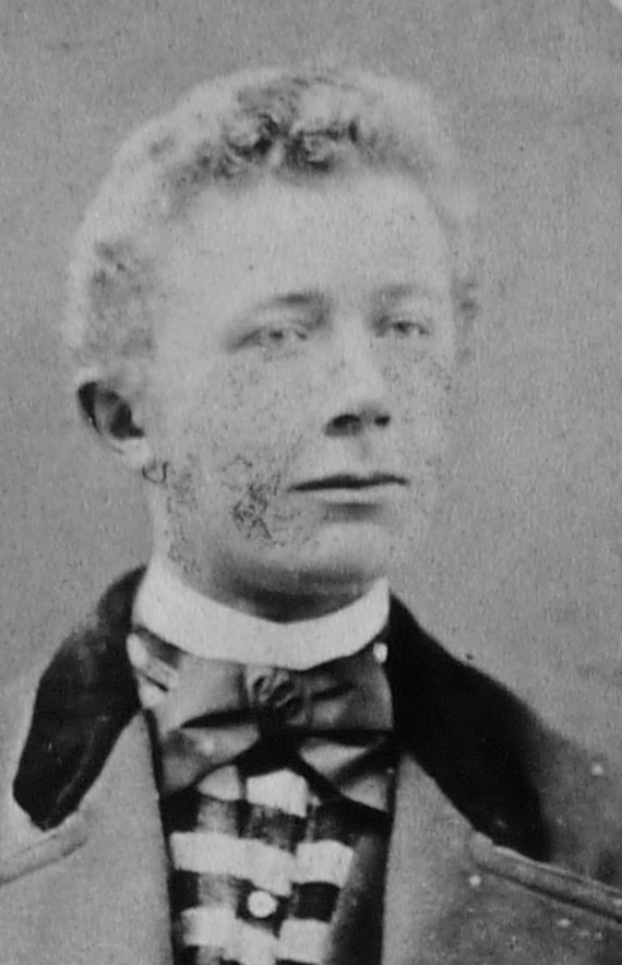 raringaringmuseum_starkmagnusparinglsson_1858-1889_538_red_p.jpg